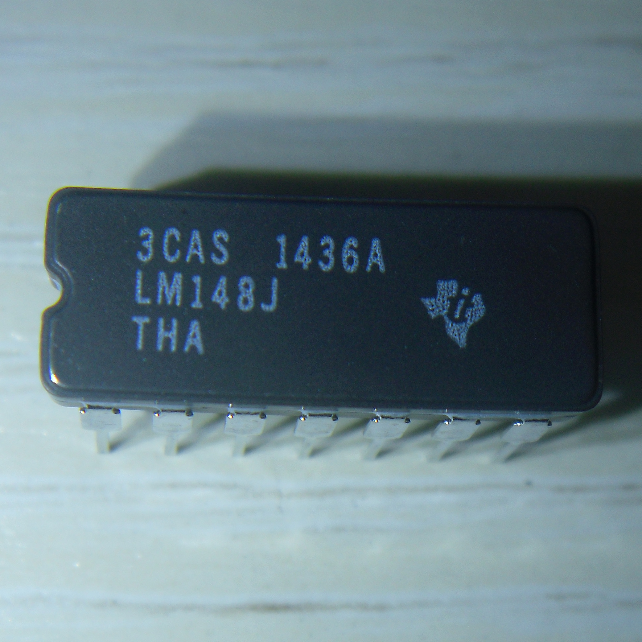LM148J/PB|TI|运算放大器,缓冲放大器芯片|IC OPAMP GP 1MHZ 14CDIP